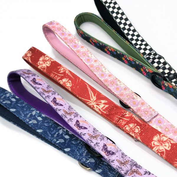 0701f3f82d6b9582c408eb880774487 Standard Dog Leash